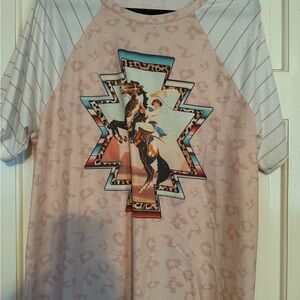 Graphic Print Raglan Sleeve T-Shirt